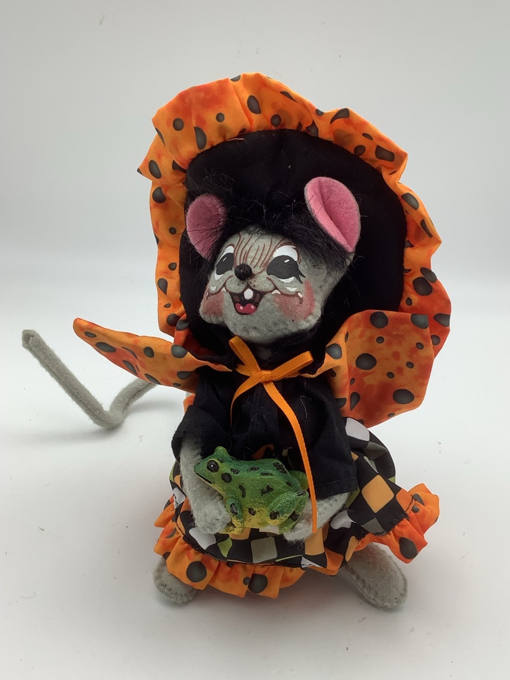 2015 Annalee Posable Halloween Mouse Witch with Frog